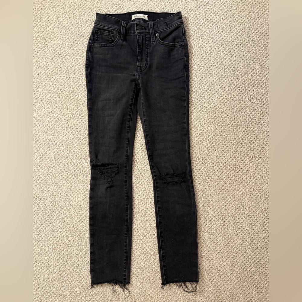Madewell	Petite 9" Mid-Rise Skinny Jeans - Size 23